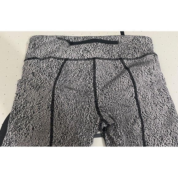 Lululemon Women's Pace Rival Crop 23" Legging Heather Black Sz 6 Leg Pockets EUC - Picture 3 of 7